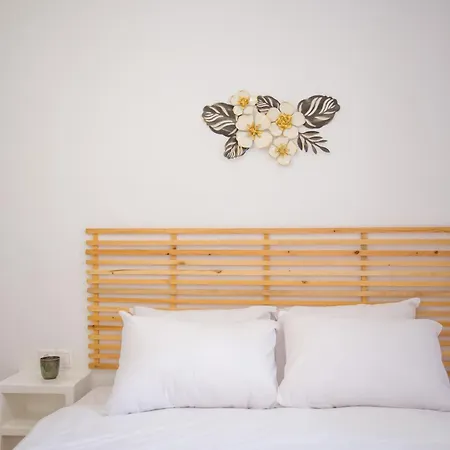 Magicholidays 333 * Megali Ammos (Mykonos)